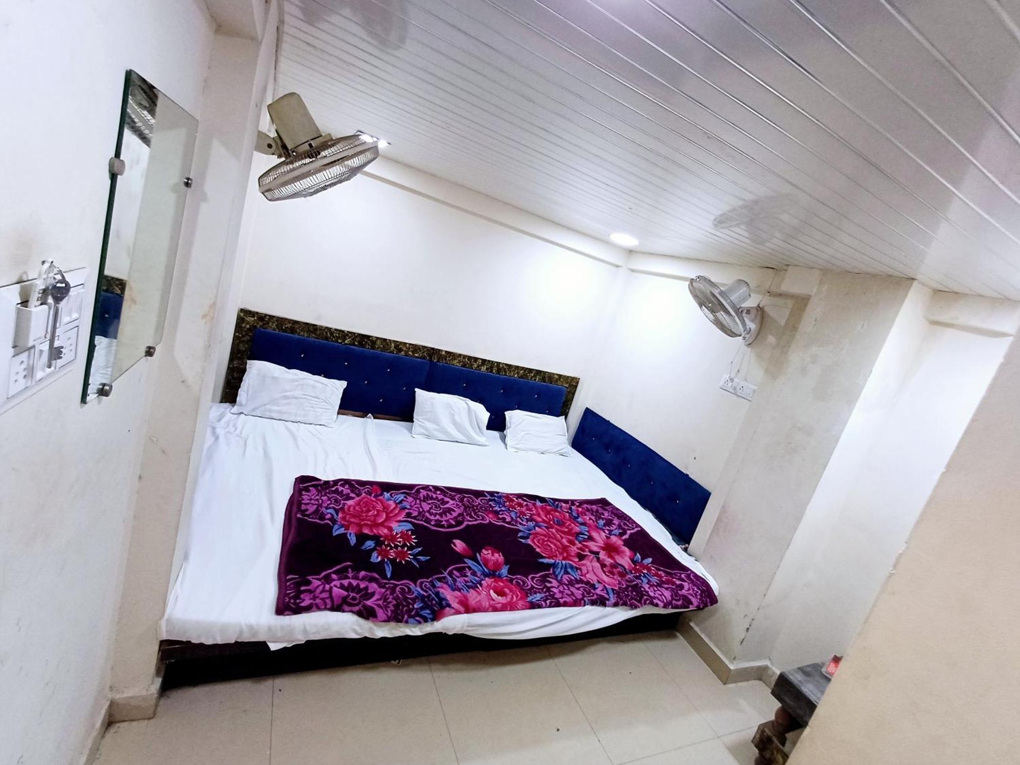 Hotel Blue Tower Inn Ujjain Exterior photo